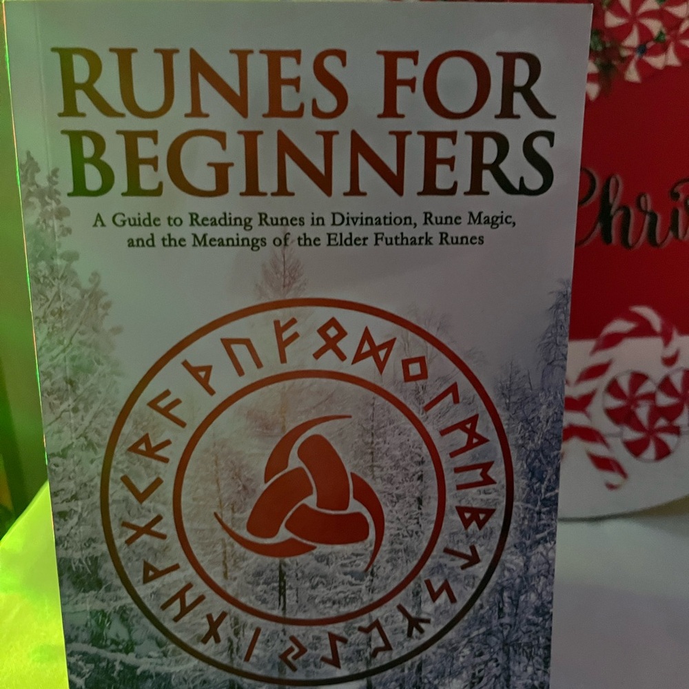 Rune for beginner by Lisa chamberlain new